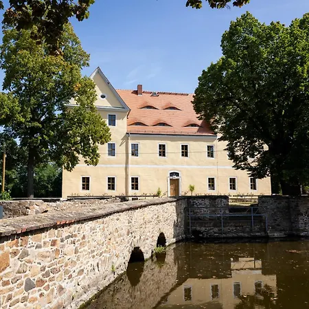 An Der Wasserburg Проживание в семье Thallwitz